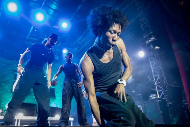Les danseurs de Jyeuhair se sont donnés à fond ! • © Louben Prévost