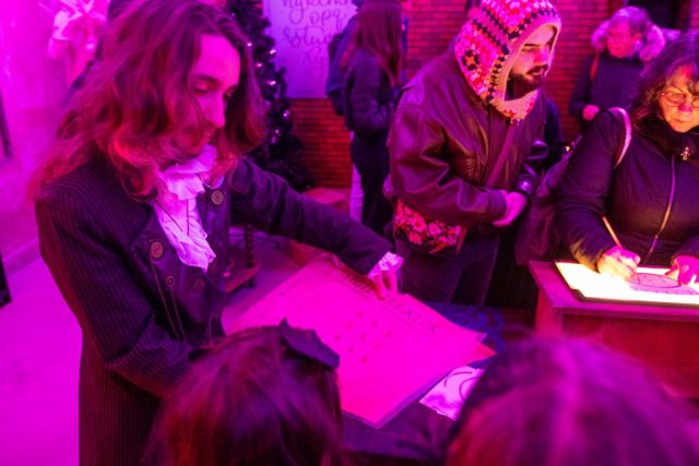 Résolution d'énigmes. • © Louben Prévost